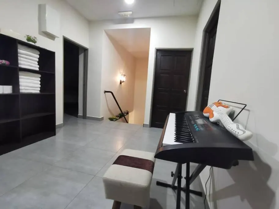 Huge Space For Friends & Families Gathering Ipoh 0*,